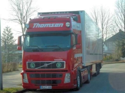 Volvo-FH12-420-Thomsen-rot-Kolmorgen-100205-01