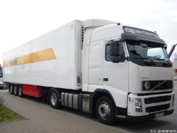Volvo-FH-440-Thomsen-Schlottmann-070308-01