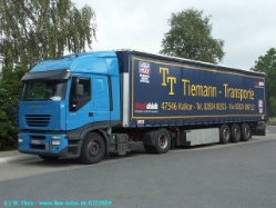 Iveco-Stralis-AS440S48-Tiemann-040704-1