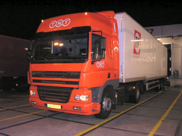 DAF-CF-85-TNT-AWolters-080106-01.jpg - A. Wolters