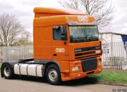 DAF-95-XF-TNT-Galbraith-230306-01