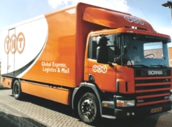 Scania-94-D-220-TNT-AWolters-270706-01