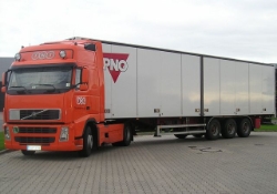 Volvo-FH12-TNT-AWolters-080405-01