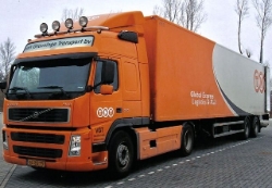 Volvo-FM9-340-TNT-JWolters-080405-01