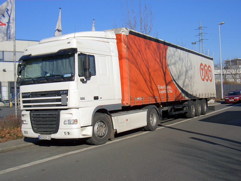 DAF-XF-105-TNT-Szy-140708-01.jpg - Trucker Jack