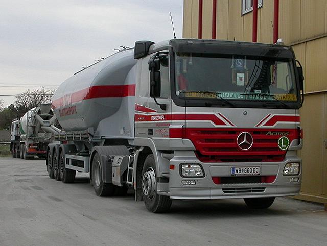 MB-Actros-1844-MP2-SISZ-Toifl-Palischek-170404-1.jpg