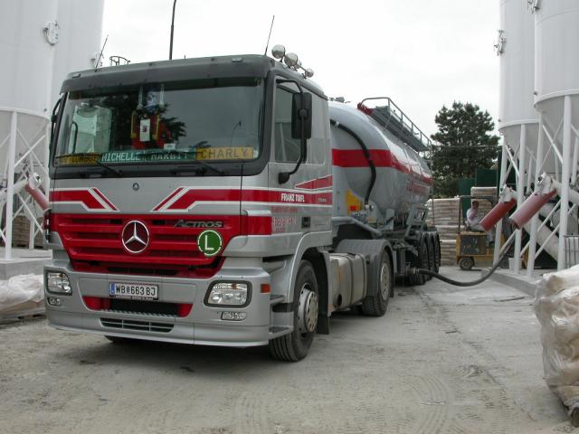 MB-Actros-1844-MP2-Toifl-Palischek-080504-3.jpg
