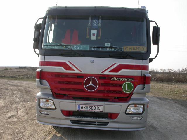 MB-Actros-1844-MP2-Toifl-Palischek-100404-2.jpg