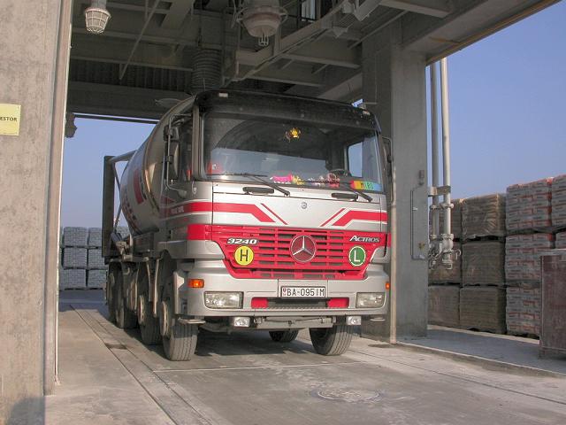 MB-Actros-3240-Toifl-Palischek-240404-1.jpg