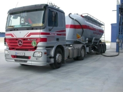 MB-Actros-1844-MP2-Toifl-Palischek-010504-1