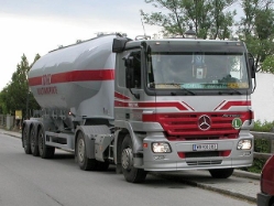 MB-Actros-1844-MP2-Toifl-Palischek-140604-3