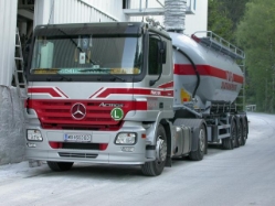 MB-Actros-1844-MP2-Toifl-Palischek-300504-3