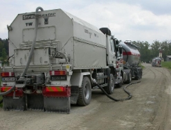 MB-Actros-1850-1844-MP2-Toifl-Palischek-300504-1