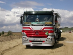 MB-Actros-MP2-Toifl-Palischek-021004-1