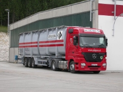 MB-Actros-1844-MP2-Toifl-Bluetec-Palischek-090905-01