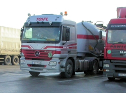 MB-Actros-1844-MP2-Toifl-Palischek-171206-01