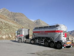 MB-Actros-MP2-1844-Toifl-Palischek-041106-01