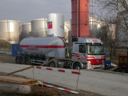 MB-Actros-MP2-1844-Toifl-Palischek-110207-01