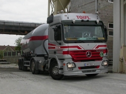MB-Actros-MP2-1844-Toifl-Palischek-140507-02