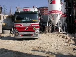 MB-Actros-MP2-1844-Toifl-Palischek-260507-04