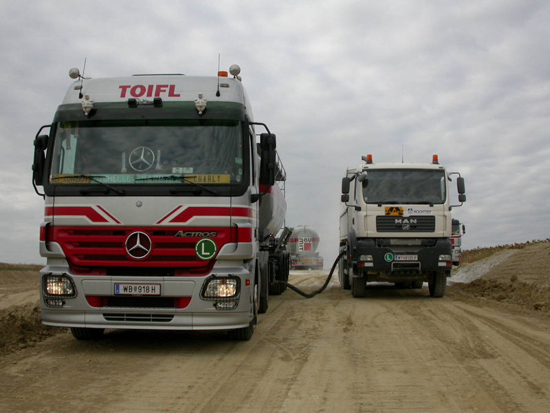 MB-Actros-MP2-1844-Toifl-Palischek-220908-06.jpg