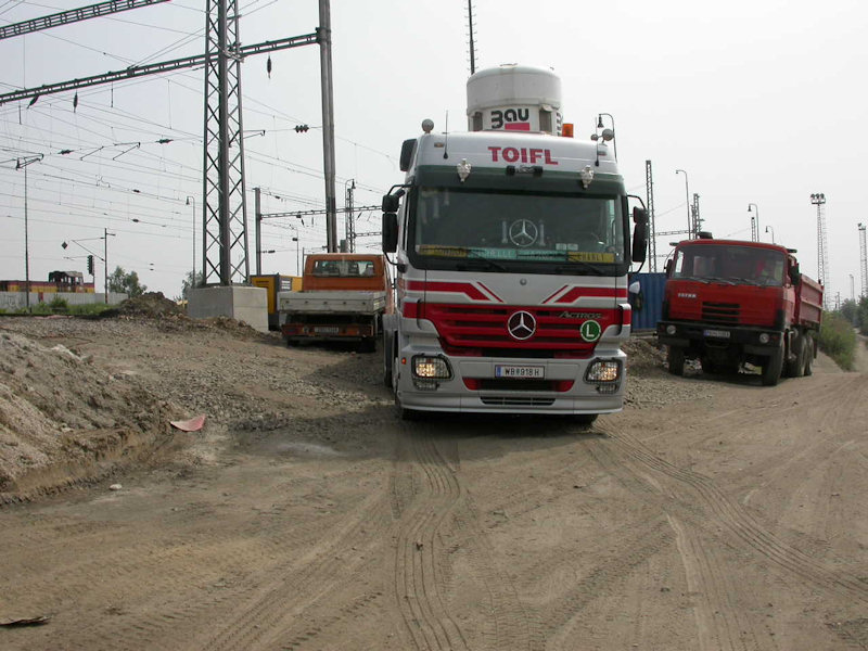 MB-Actros-MP2-1844-Toifl-Palischek-230608-03.jpg