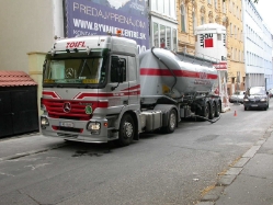 MB-Actros-MP2-1844-Toifl-Palischek-080708-03