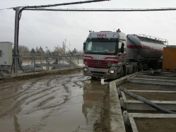 MB-Actros-MP2-1844-Toifl-Palischek-191207-06