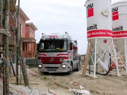 MB-Actros-MP2-1844-Toifl-Palischek-270708-02