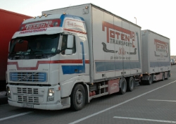 Volvo-FH12-460-Toten-Schiffner-180806-01