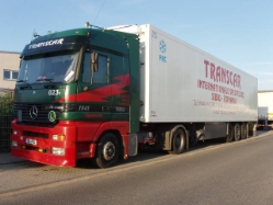 MB-Actros-1843-Transcar-Holz-170605-01