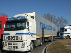 Volvo-FH12-460-Transdanubia-Fustinoni-220206-01