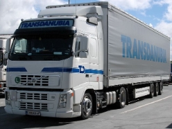 Volvo-FH12-460-Transdanubia-Schiffner-010705-01