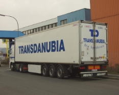 Volvo-FH12-PLSZ-Transdanubia-Holz-1