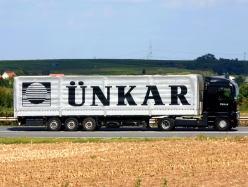 Renault-Magnum-Uenkar-Ackermans-011107-01