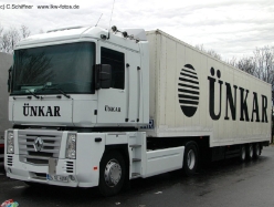 Renault-Magnum-Uenkar-Schiffner-211207-01