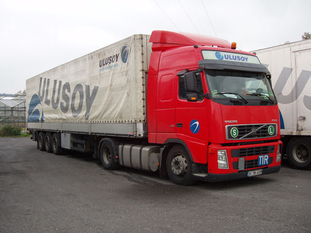 Volvo-FH12-420-Ulusoy-Holz-170107-01.jpg - Frank Holz