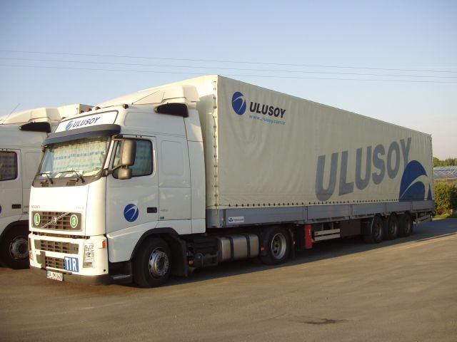 Volvo-FH12-460-Ulusoy-Holz-120904-3-TR.jpg - Frank Holz