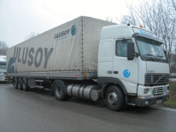 Volvo-FH12-420-Ulusoy-Schiffner-100205-01