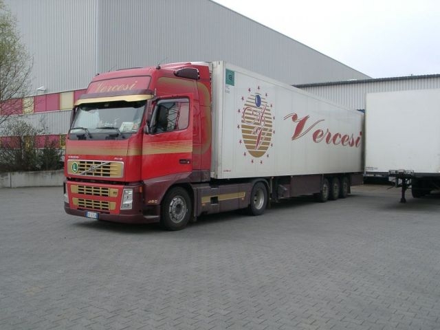 Volvo-FH12-460-Vercesi-Wilhelm-140406-01-I.jpg - B. Wilhelm