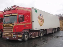 Scania-R-580-Vercesi-Holz-200406-01-I