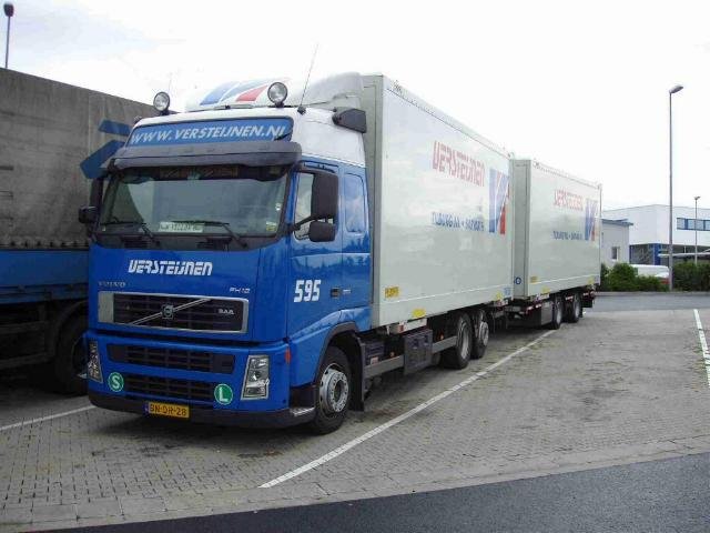 Volvo-FH12-Versteijnen-(Frank-Holz)-0104-1.jpg - Frank Holz
