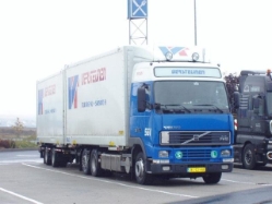 Volvo-FH12-Versteijnen-(Holz)-0104-2