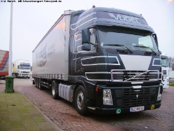 Volvo-FH12-460-Voegel-Bursch-180508-01