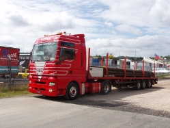 MAN-TGA-XXL-Voegel-Holz-220807-03