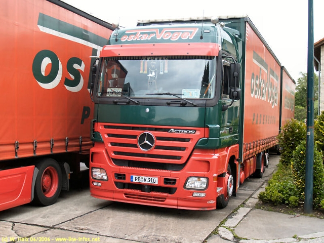 046-MB-Actros-2546-MP2-Vogel-040606.jpg