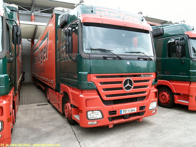067-MB-Actros-1846-MP2-Vogel-040406.jpg