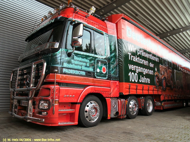 077-MB-Actros-2554-MP2-Vogel-040406.jpg