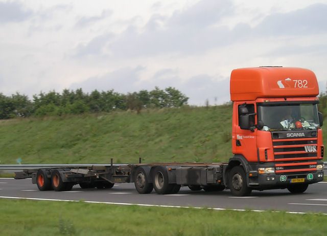 Scania-124-L-360-Vos-Elskamp-010207-01.jpg - Rob Elskamp