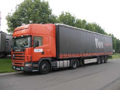 Scania-124-L-420-Vos-Holz-040608-01